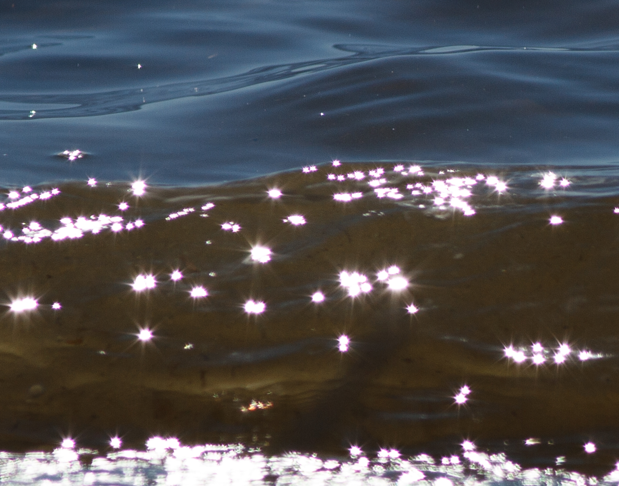 Purple fringing from chromatic aberration